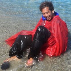 boat trip poncho red hood